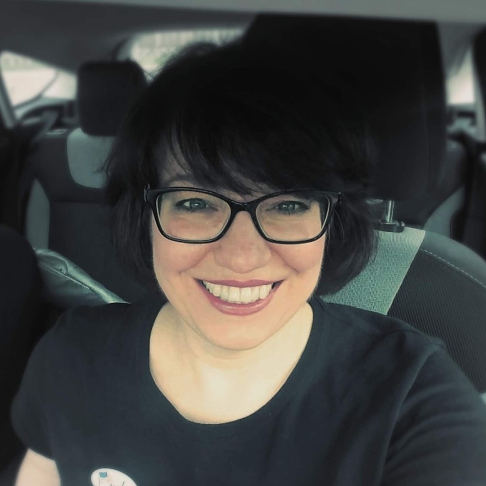 Meet your Posher, Pam